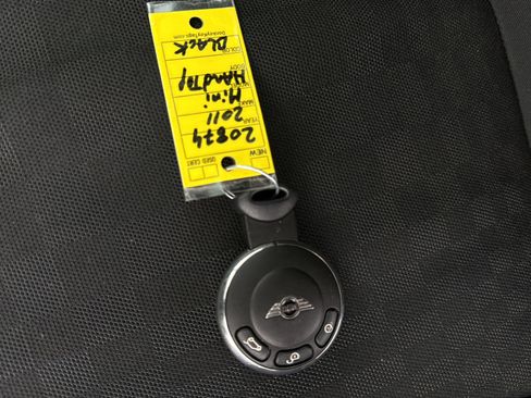 Used 2011 MINI Cooper S image 34