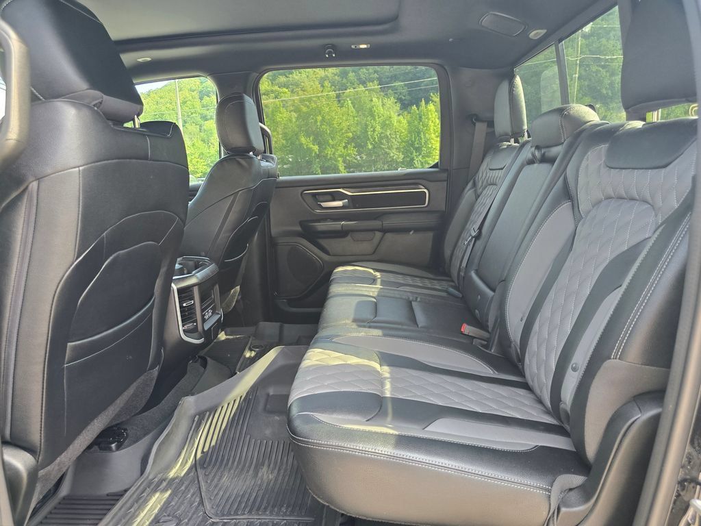 Used 2023 RAM 1500 Big Horn AWD/4WD image 11