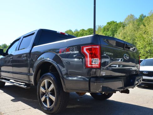 Used 2016 Ford F150 XLT w/ Equipment Group 302A Luxury AWD/4WD image 4