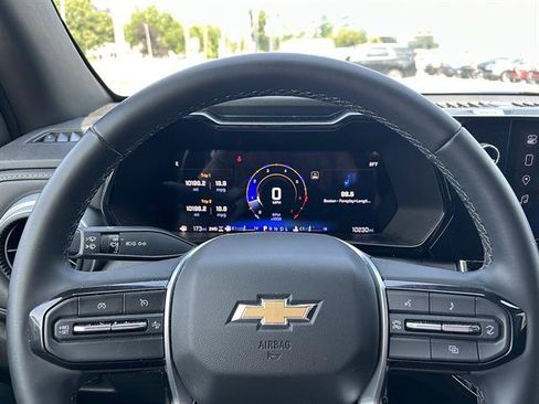 Used 2024 Chevrolet Colorado LT w/ LT Convenience Package II AWD/4WD image 19
