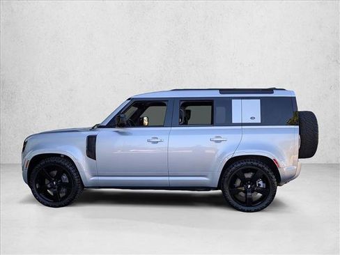 Used 2022 Land Rover Defender 110 XS Edition image 9