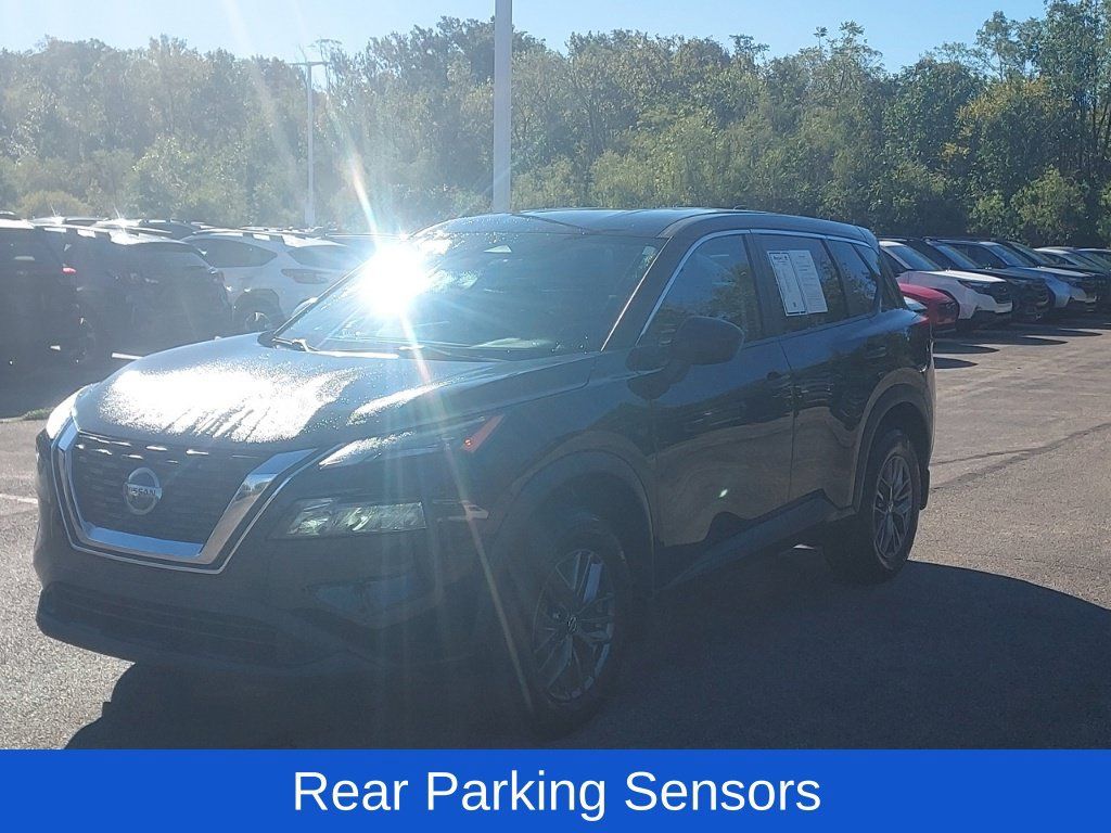 Used 2021 Nissan Rogue S AWD/4WD image 3