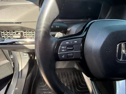 Used 2023 Honda Accord Touring image 19