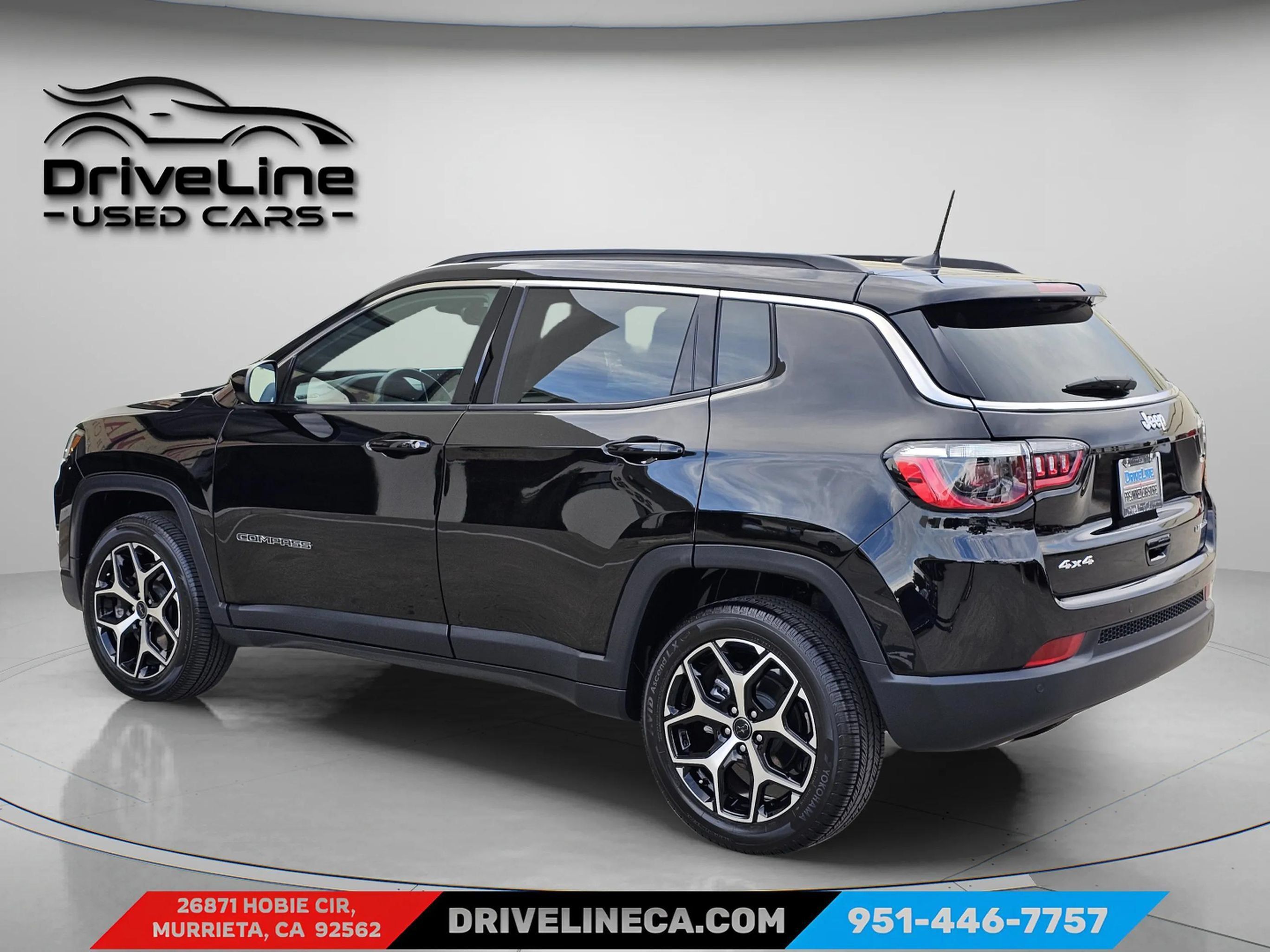 Used 2025 Jeep Compass Limited AWD/4WD image 6