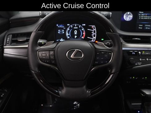 Used 2019 Lexus ES 350 image 18