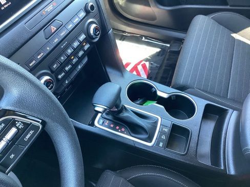 Certified 2022 Kia Sportage LX w/ LX AWD Value Edition Package image 26