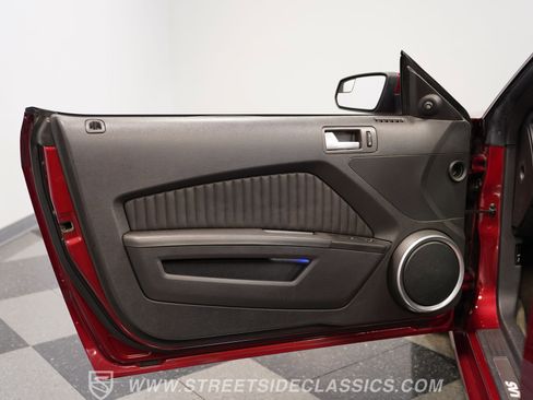 Used 2014 Ford Mustang Shelby GT500 w/ Equipment Group 821A image 37