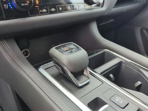 Used 2025 Nissan Pathfinder Platinum w/ Cargo Package FWD image 19