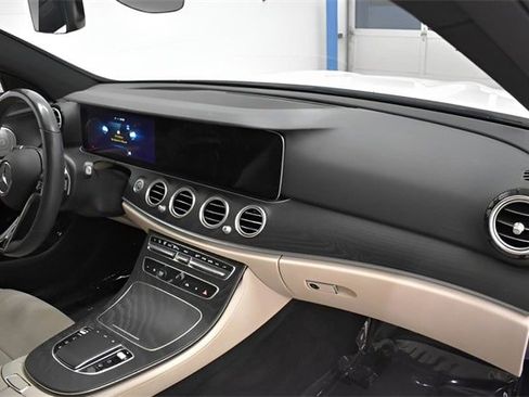 Used 2023 Mercedes-Benz E 350 4MATIC Sedan image 22
