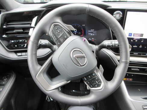 Used 2026 Lexus TX 350 AWD w/ Technology Package image 40