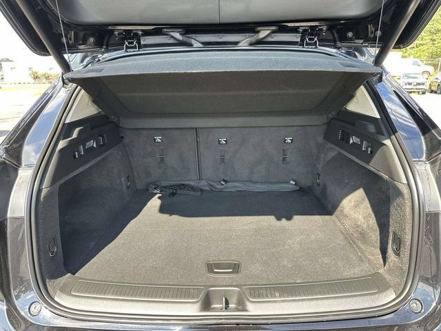 Used 2022 Buick Envision Preferred AWD/4WD image 11