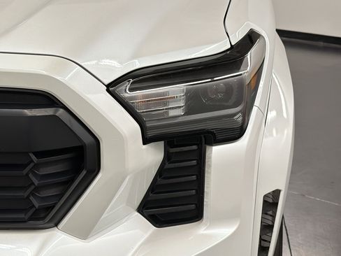 Used 2024 Toyota Tacoma TRD Sport RWD image 11