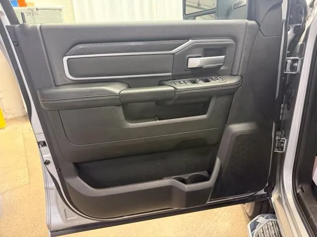 Used 2026 RAM 2500 Big Horn AWD/4WD image 14
