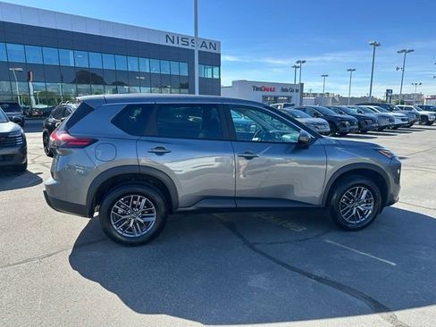 Used 2026 Nissan Rogue SV AWD/4WD image 13