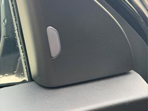 Certified 2025 Nissan Kicks Play S image 25