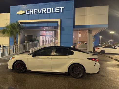 Used 2021 Toyota Camry TRD w/ TRD Package w/JBL Audio image 12