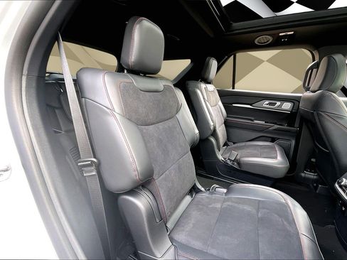 New 2026 Ford Explorer ST w/ Sun And Sound Package image 25