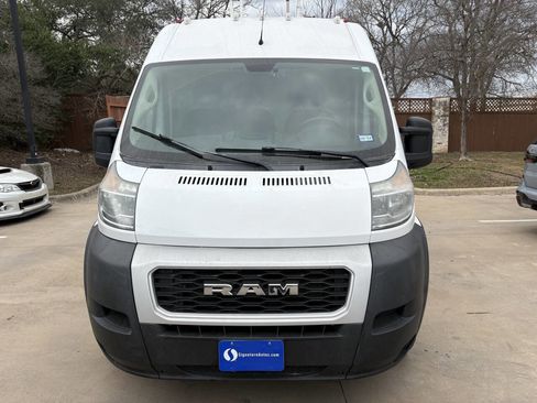 Used 2019 RAM ProMaster 2500 w/ Interior Convenience Group image 6