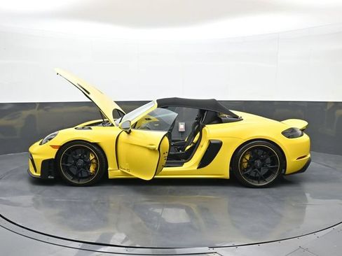 Certified 2025 Porsche 718 Boxster Spyder RS w/ Light Design Package RWD image 25