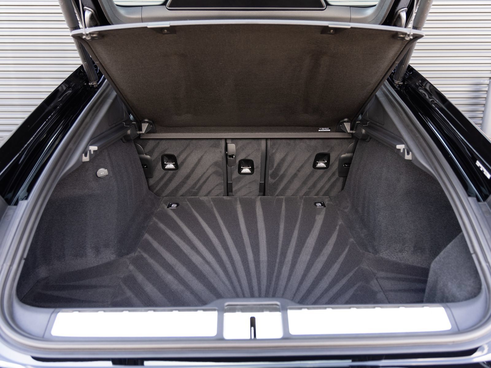 Certified 2026 Porsche Panamera RWD image 27