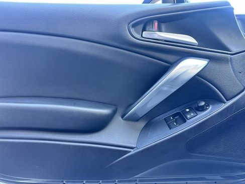 Used 2018 FIAT 124 Spider Classica w/ Technology & Siriusxm Group image 14