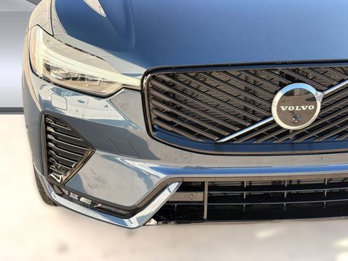 Used 2026 Volvo XC60 B5 Plus w/ Protection Package Premier AWD/4WD image 10