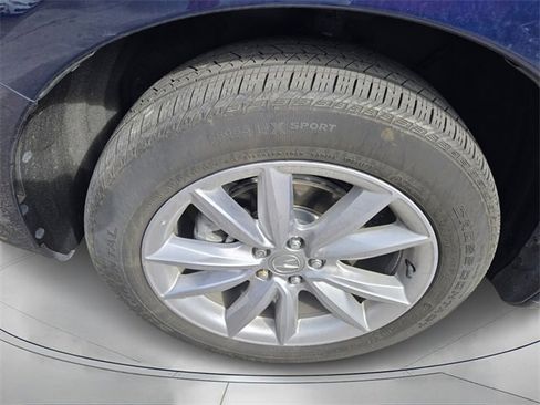 Used 2024 Acura RDX SH-AWD image 9