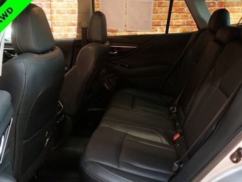Used 2020 Subaru Outback Limited AWD/4WD image 32