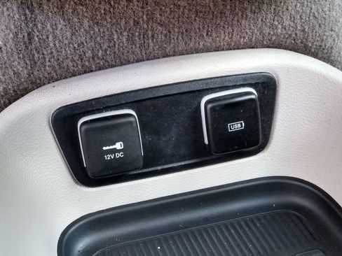 Certified 2019 Chrysler Pacifica Touring-L Plus w/ Advanced Safetytec Group FWD image 25