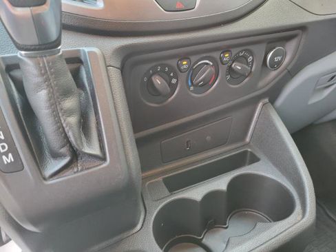 Used 2018 Ford Transit 350 XLT image 44