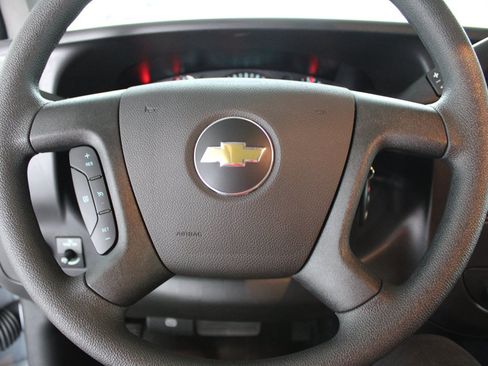 Used 2025 Chevrolet Express 2500 Extended w/ Driver Convenience Package RWD image 25