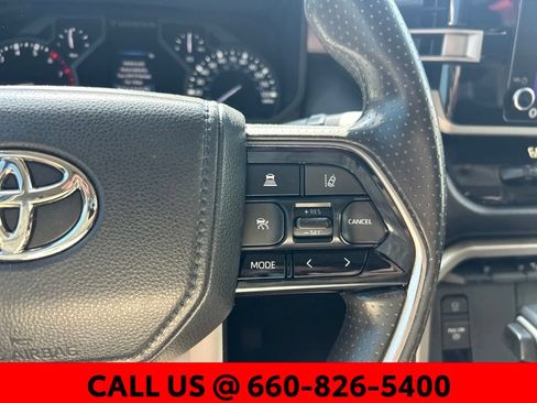 Used 2023 Toyota Tundra SR5 w/ SR5 Convenience Package AWD/4WD image 15