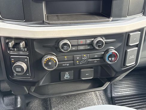 New 2026 Ford F350 XL w/ XL Chrome Package image 17