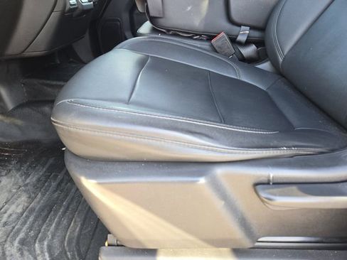 Used 2021 GMC Sierra 2500 4x4 Crew Cab w/ Convenience Package image 24