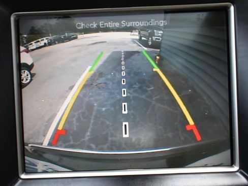 Used 2014 Jeep Grand Cherokee Overland w/ Advanced Technology Group image 21