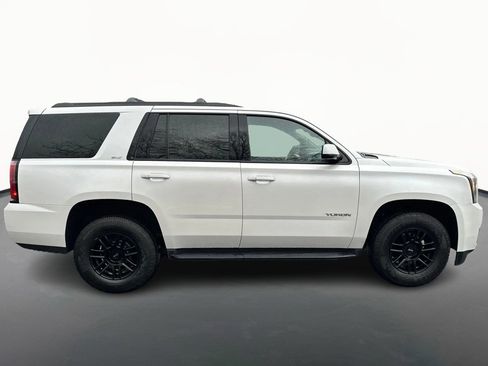 Used 2019 GMC Yukon SLT image 2