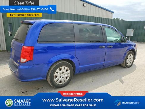 Used 2019 Dodge Grand Caravan SE image 4