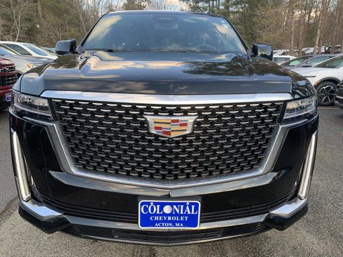 Used 2024 Cadillac Escalade ESV Luxury image 21