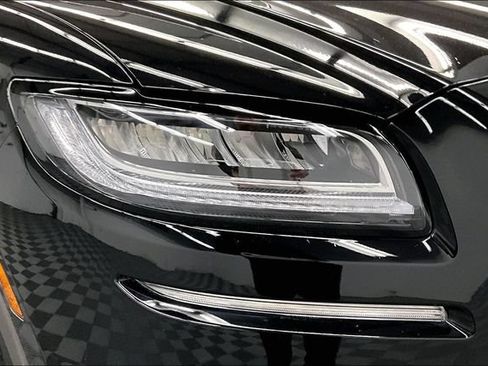 Used 2023 Lincoln Nautilus Reserve w/ Monochromatic Package FWD image 32
