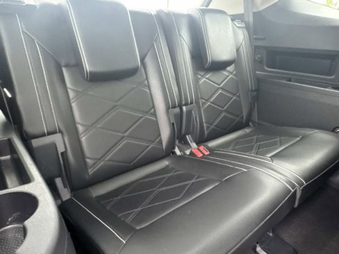 Used 2024 Volkswagen Atlas SE FWD image 9