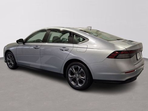 Used 2024 Honda Accord EX image 2