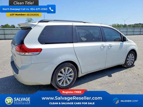 Used 2013 Toyota Sienna Limited w/ Premium Pkg image 4