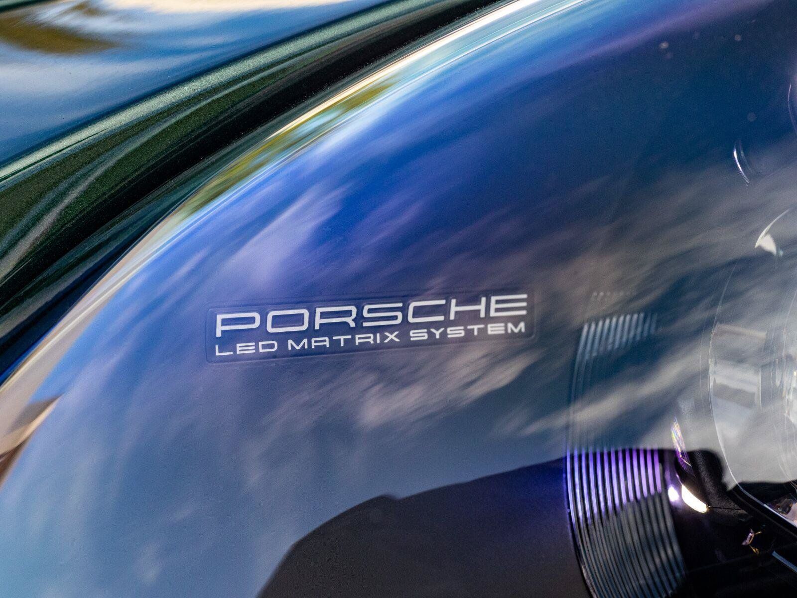 Used 2025 Porsche 911 Turbo S AWD/4WD image 62