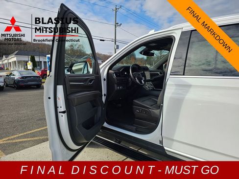 Used 2023 GMC Yukon XL Denali image 18