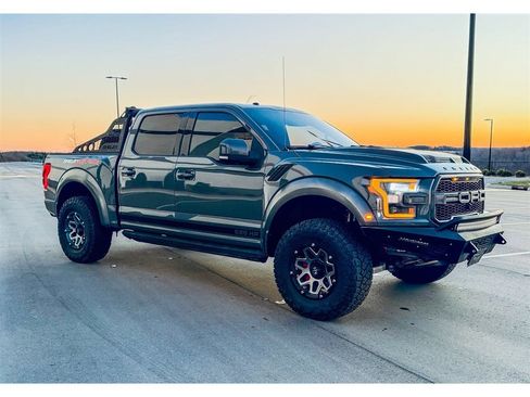 Used 2018 Ford F150 Raptor w/ Equipment Group 802A Luxury image 5