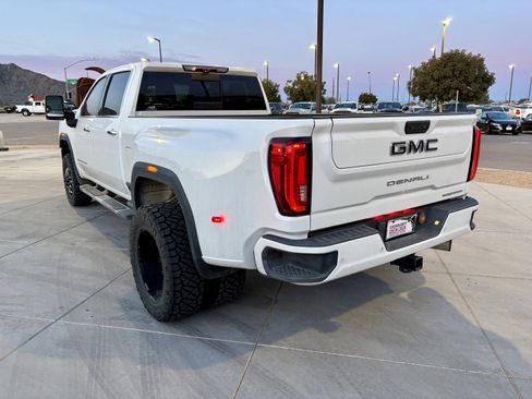 Used 2020 GMC Sierra 3500 Denali w/ Denali Ultimate Package image 3