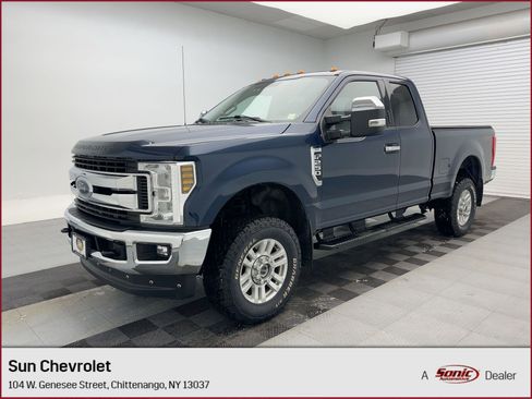Used 2019 Ford F250 XLT w/ XLT Value Package image 1