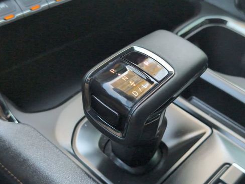 Certified 2023 GMC Sierra 1500 AT4 w/ AT4 Premium Package image 16