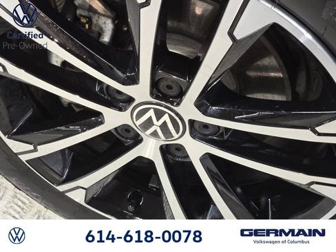 Used 2025 Volkswagen Jetta Sport FWD image 13