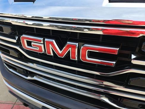 Used 2025 GMC Sierra 1500 SLT image 29